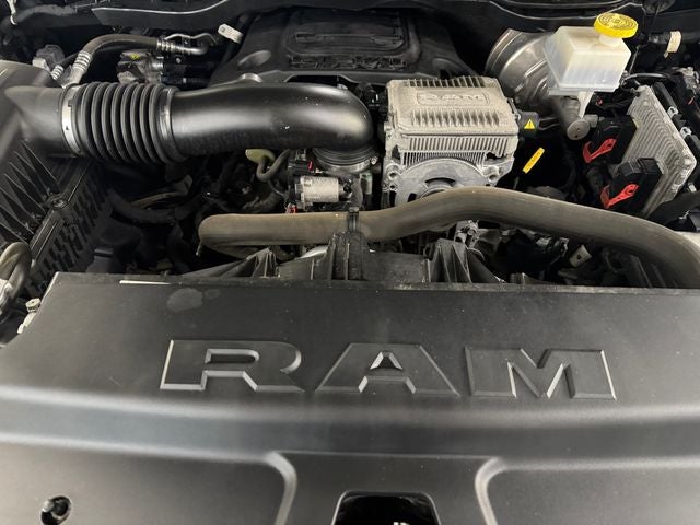 2021 RAM 1500 Big Horn/Lone Star 5.7 Liter V8 Hemi Crew Cab 4WD