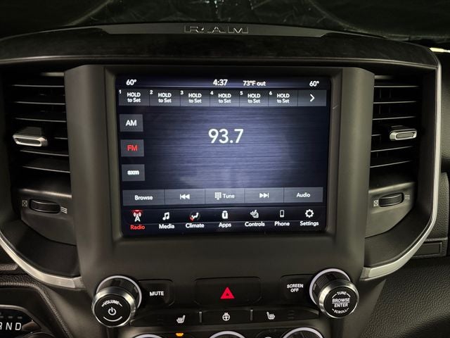 2021 RAM 1500 Big Horn Crew Cab 4x4 5'7' Box