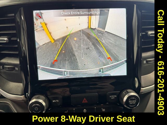 2022 RAM 1500 Big Horn Crew Cab 4x4 5'7' Box