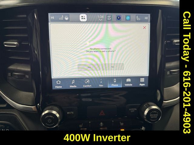 2022 RAM 1500 Big Horn Crew Cab 4x4 5'7' Box