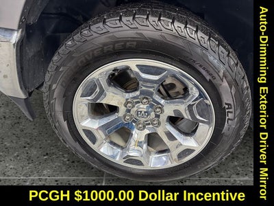 2022 RAM 1500 Big Horn Crew Cab 4x4 5'7' Box