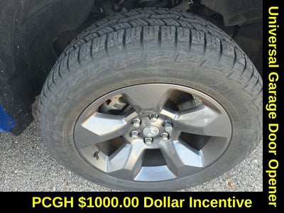 2023 RAM 1500 Big Horn/Lone Star 5.7 Liter V8 Hemi Crew Cab 4WD