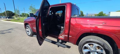 2020 RAM 1500 Limited 5.7 Liter V8 hemi Crew Cab 4WD