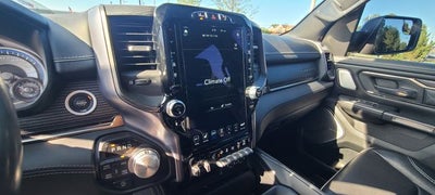 2020 RAM 1500 Limited 5.7 Liter V8 hemi Crew Cab 4WD