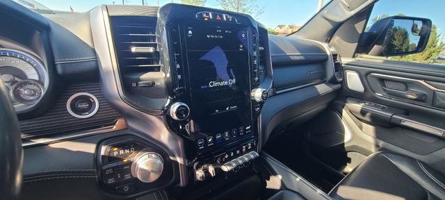 2020 RAM 1500 Limited 5.7 Liter V8 hemi Crew Cab 4WD