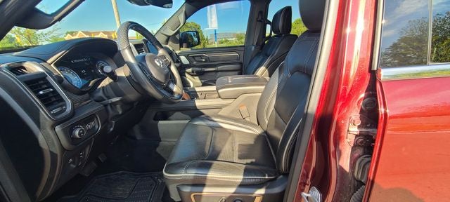 2020 RAM 1500 Limited 5.7 Liter V8 hemi Crew Cab 4WD
