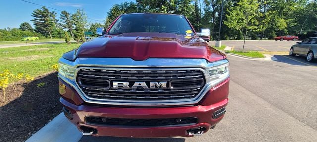 2020 RAM 1500 Limited 5.7 Liter V8 hemi Crew Cab 4WD