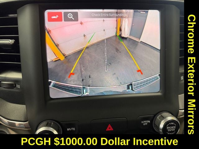 2022 RAM 1500 Laramie Crew Cab 4x4 5'7' Box