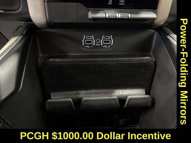 2022 RAM 1500 Laramie Crew Cab 4x4 5'7' Box