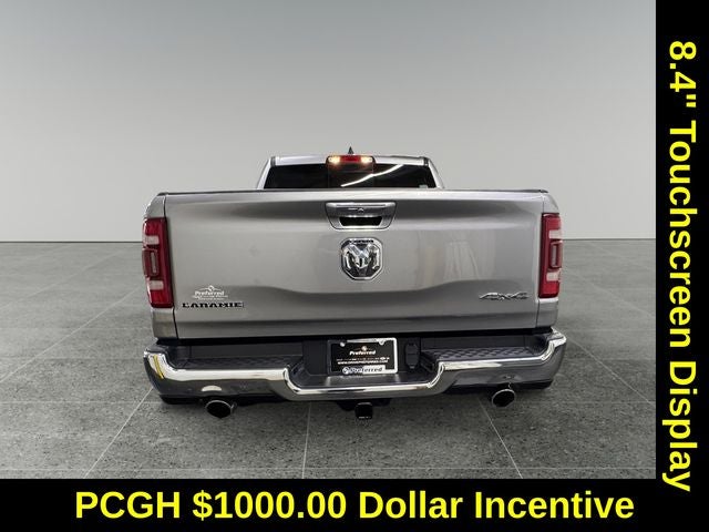 2022 RAM 1500 Laramie Crew Cab 4x4 5'7' Box