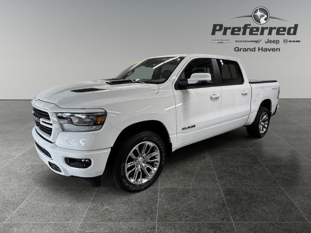 2023 RAM 1500 Laramie Crew Cab 4x4 5'7' Box