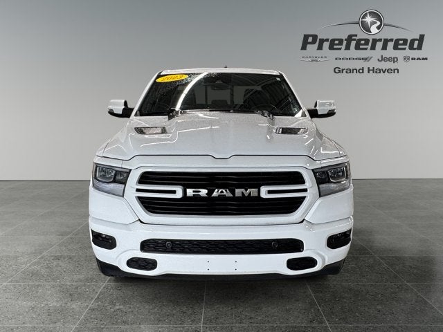 2023 RAM 1500 Laramie Crew Cab 4x4 5'7' Box