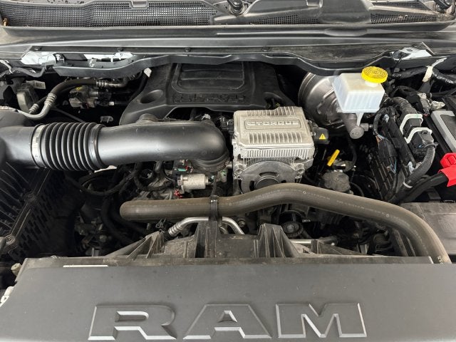 2023 RAM 1500 Laramie Crew Cab 4x4 5'7' Box