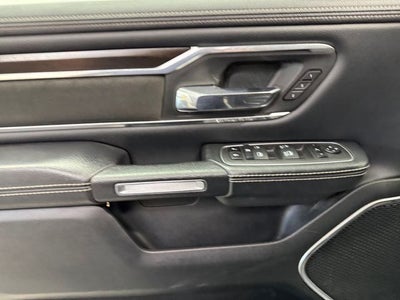 2022 RAM 1500 Laramie Crew Cab 4x4 5'7' Box