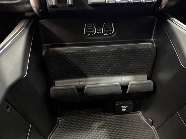 2020 RAM 1500 Laramie Crew Cab 4x4 5'7' Box
