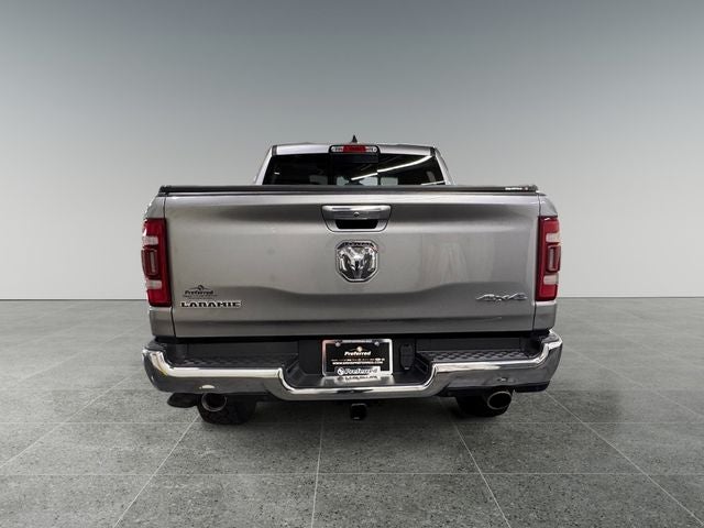 2020 RAM 1500 Laramie Crew Cab 4x4 5'7' Box