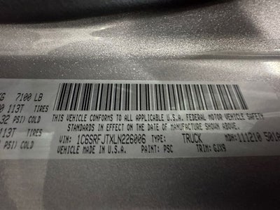 2020 RAM 1500 Laramie Crew Cab 4x4 5'7' Box