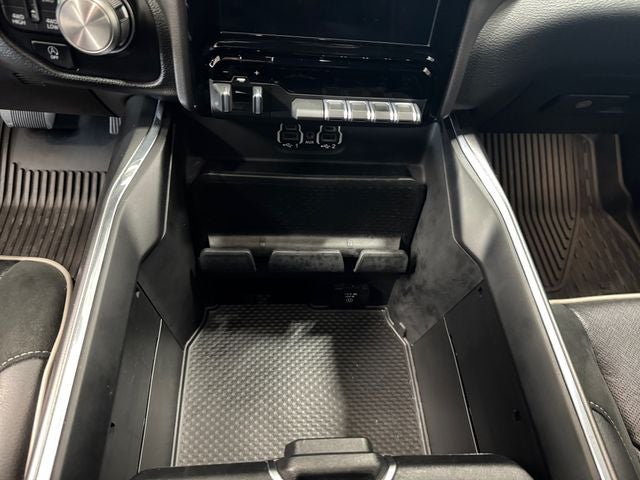 2021 RAM 1500 Laramie 5.7 Liter V8 Hemi Crew Cab 4WD