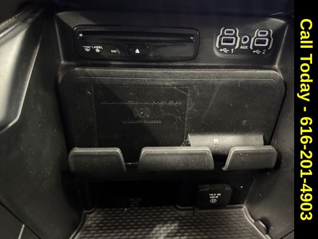 2019 RAM 1500 Limited Crew Cab 4x4 6'4' Box