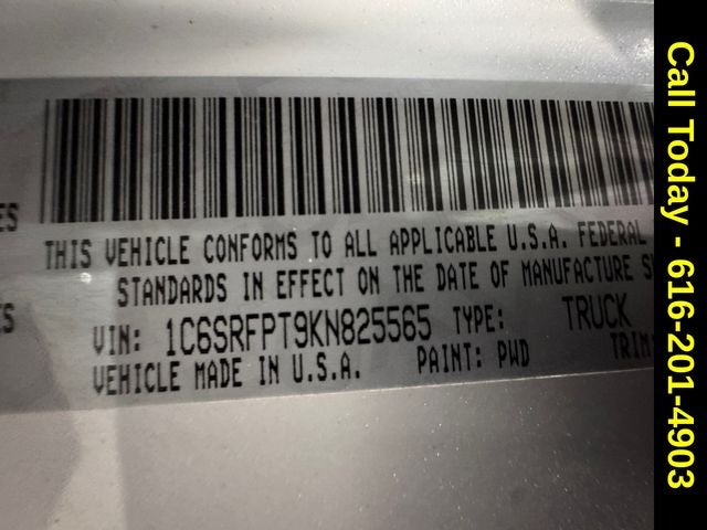 2019 RAM 1500 Limited Crew Cab 4x4 6'4' Box