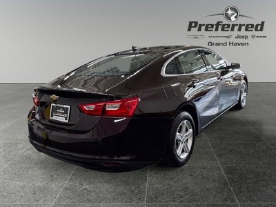 2021 Chevrolet Malibu FWD 1FL
