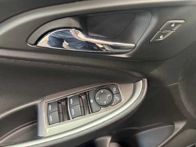 2021 Chevrolet Malibu FWD 1FL