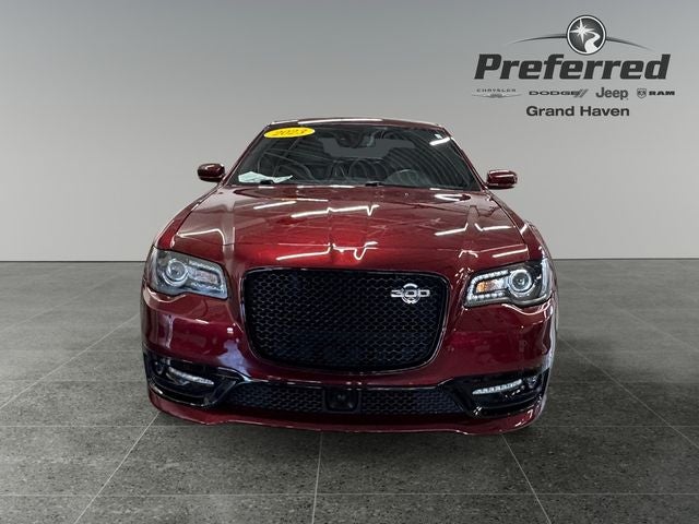 2023 Chrysler 300 300C
