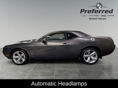 2014 Dodge Challenger SXT Plus