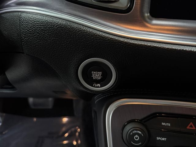 2017 Dodge Challenger R/T