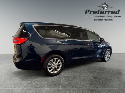 2024 Chrysler Pacifica Touring L 3.6 Liter V6 7 Passenger 3rd Row Seating AWD