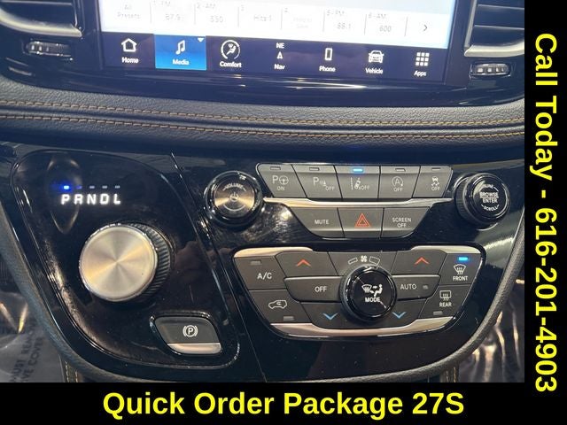 2022 Chrysler Pacifica Pinnacle AWD