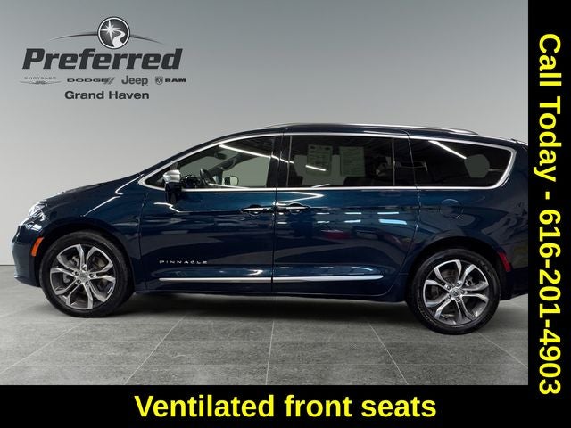 2022 Chrysler Pacifica Pinnacle AWD