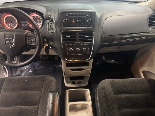 2017 Dodge Grand Caravan SE 3.6 Liter V6 7 Passenger 3rd row Seating