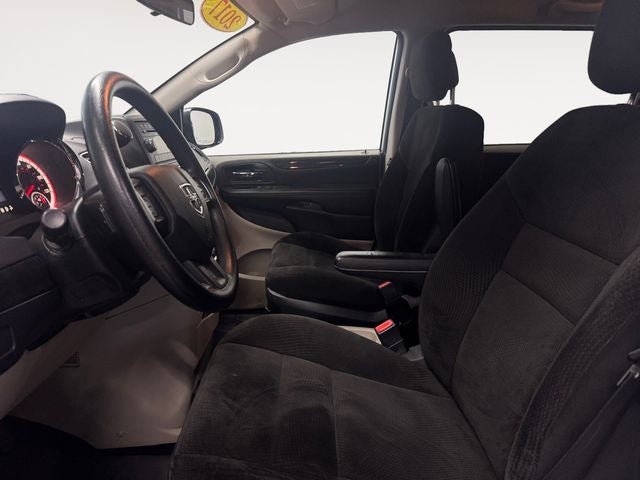 2017 Dodge Grand Caravan SE 3.6 Liter V6 7 Passenger 3rd row Seating