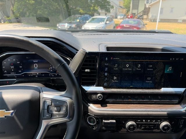 2025 Chevrolet Silverado 2500HD 4WD Crew Cab Standard Bed LT