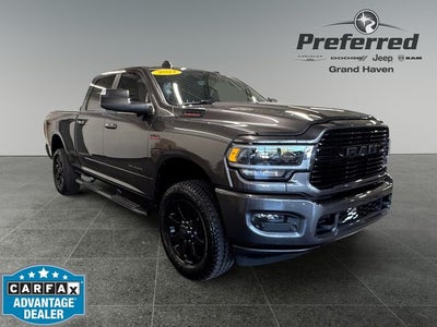 2021 RAM 3500 Big Horn 6.4 Liter V8 Crew Cab 4WD