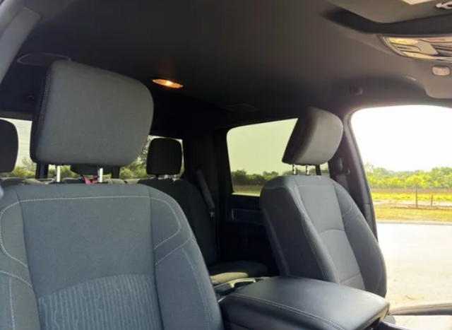2021 RAM 3500 Big Horn 6.4 Liter V8 Crew Cab 4WD