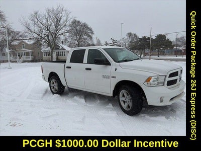 2018 RAM 1500 Express Crew Cab 4x4 5'7' Box