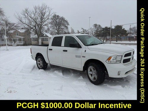 2018 RAM 1500 Express Crew Cab 4x4 5'7' Box