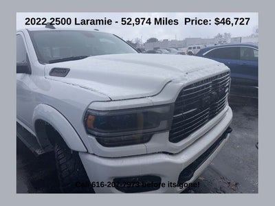 2022 RAM 2500 Laramie Crew Cab 4x4 6'4' Box