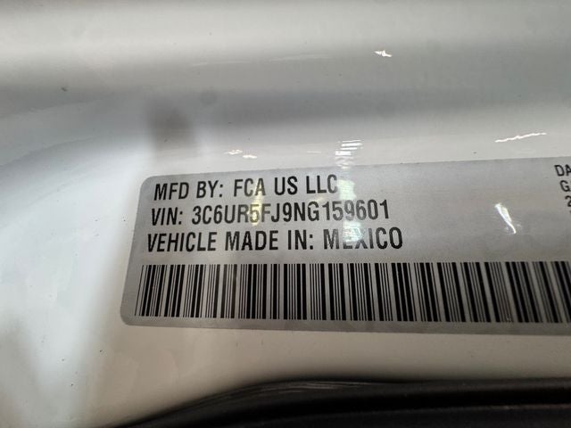 2022 RAM 2500 Laramie Crew Cab 4x4 6'4' Box