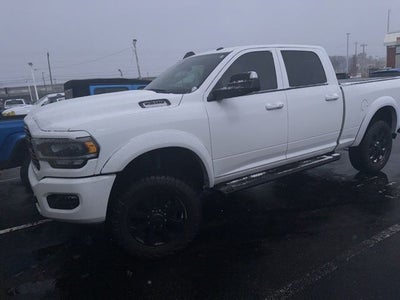 2022 RAM 2500 Laramie Crew Cab 4x4 6'4' Box