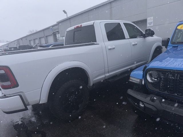 2022 RAM 2500 Laramie Crew Cab 4x4 6'4' Box