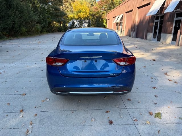 2015 Chrysler 200 Limited