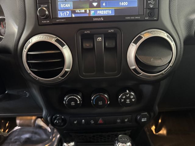 2017 Jeep Wrangler Sahara 4x4