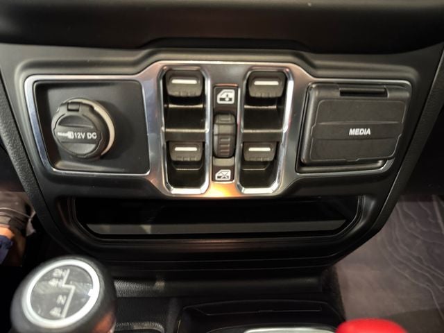 2022 Jeep Wrangler Unlimited Sahara 2.0 Liter 4D Automatic 4WD