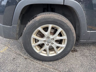 2017 Jeep Cherokee Sport