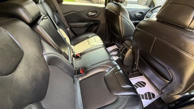 2020 Jeep Cherokee Altitude 3.2 Liter V6 4WD