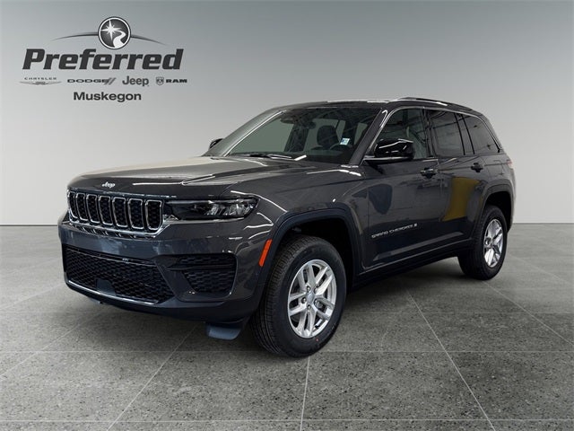 2025 Jeep Grand Cherokee Laredo X 4x4