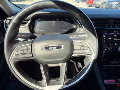 2021 Jeep Grand Cherokee L Laredo 4x4